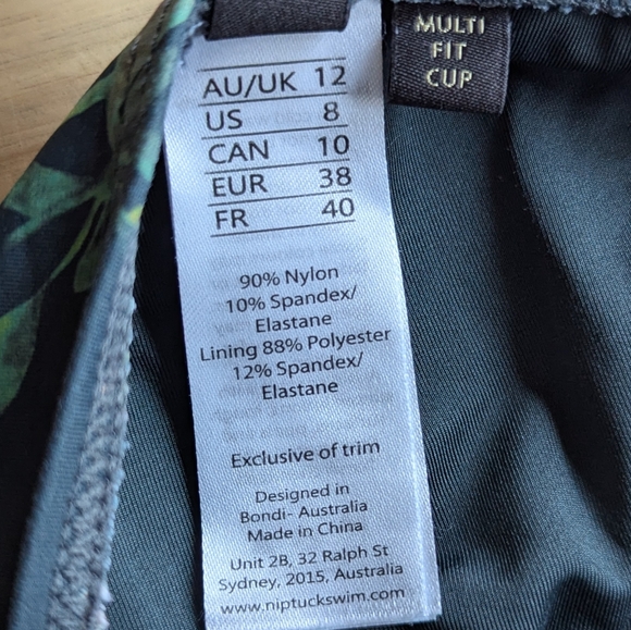 Nip Tuck Swimsuit (Sz 8) - Picture 8 of 8